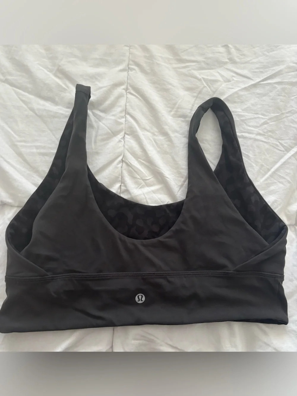 Lululemon athletica Black/ Grey Camo-Pattern reversible Sports Bra Size 12